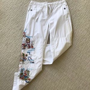 Chico’s White/Embroidered Cotton Pants Size 1.5